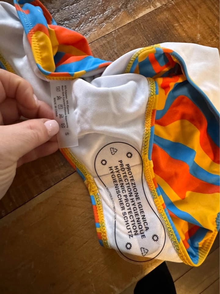 New bikini size small - photo 3