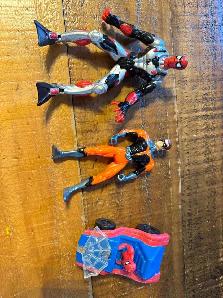 Vintage 1990’s Spider-Man and Robin