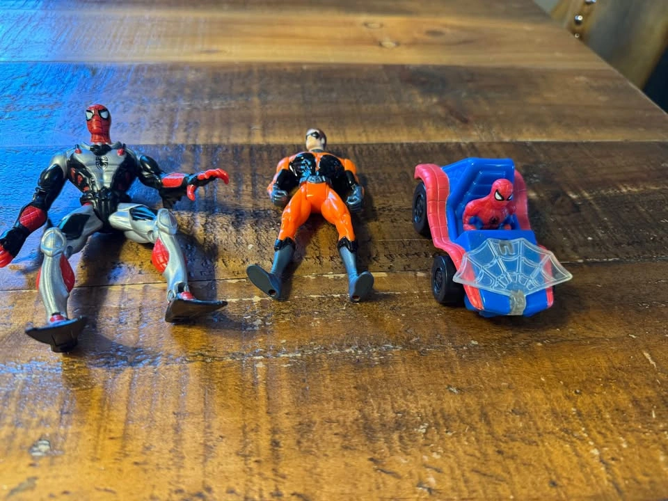 Vintage 1990’s Spider-Man and Robin - photo 2