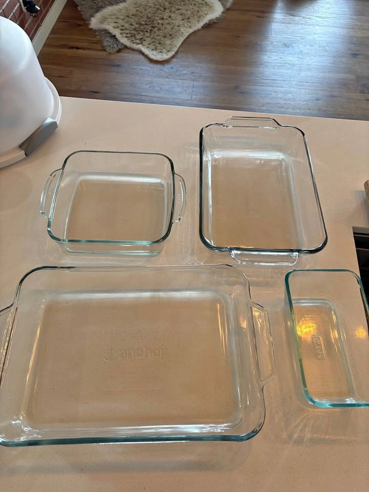 Pyrex Anchor Glass Baking Dishes Set