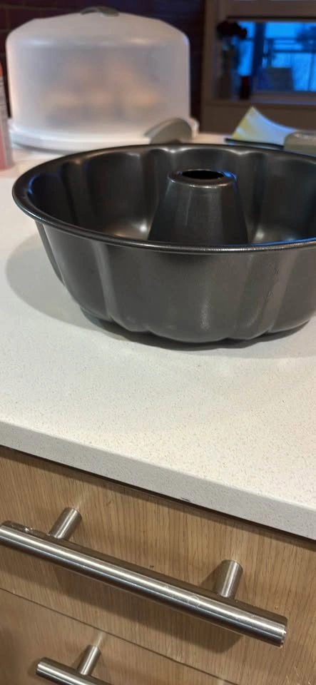 Classic Bundt Cake Pan - photo 2