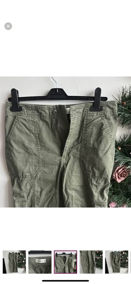 Abercrombie Olive Cargo Pants - size 25 / 0 - great condition! - photo 3