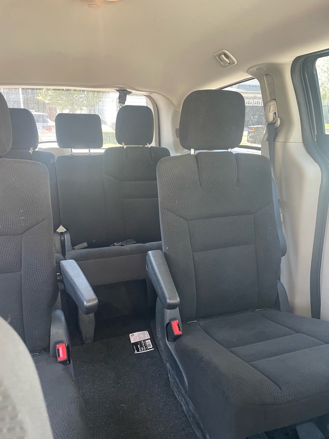2019 Dodge Grand Caravan - Reliable - 380,000 KM - photo 2