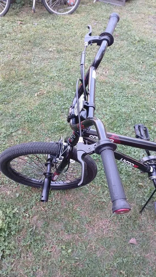 Hyper bike CO. image indicator(2)