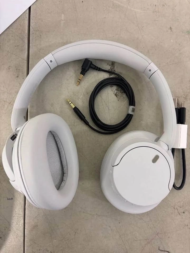 Brand new Sony WH-CH720N Noise Cancelling Wireless - photo 3