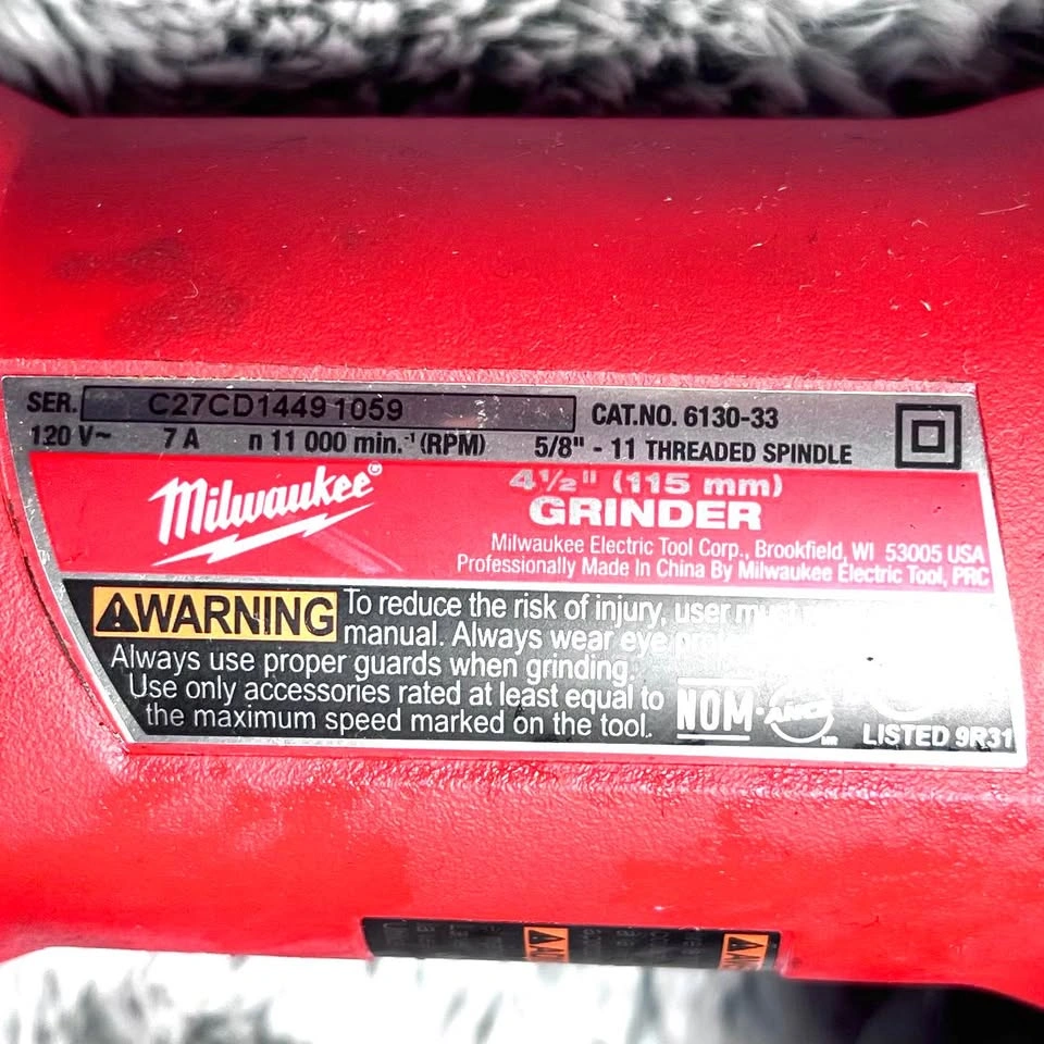 Milwaukee 6130-33 4-1/2” Angle Grinder – Commercial Grade - photo 2
