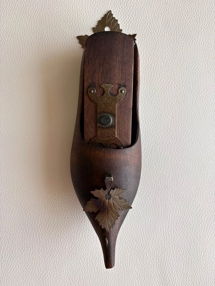 Vintage Wooden Shoe Crumb Sweeper Set - Silent Butler
