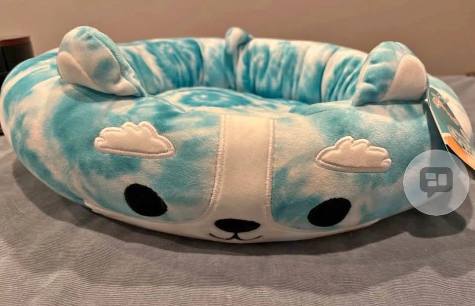 Squishmallows Blue Tie-Dye Pet Bed