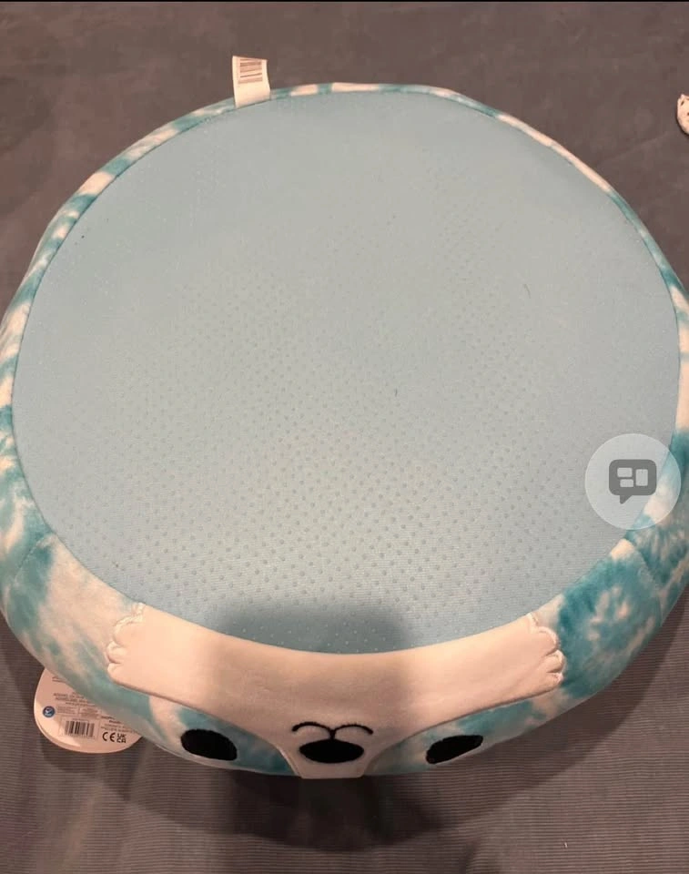 Squishmallows Blue Tie-Dye Pet Bed - photo 2
