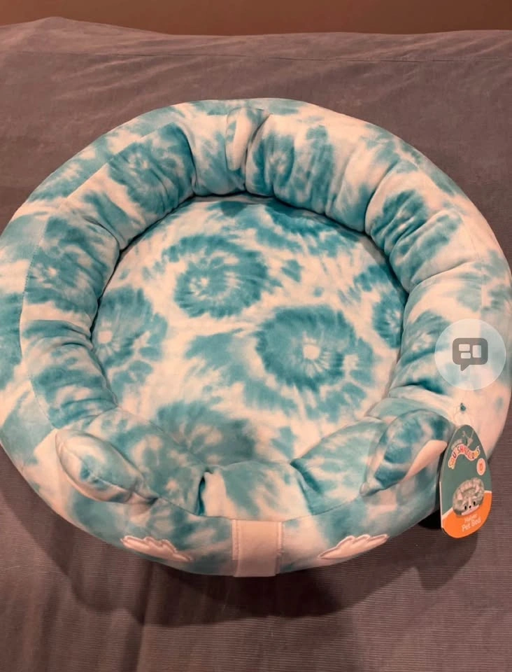 Squishmallows Blue Tie-Dye Pet Bed - photo 3