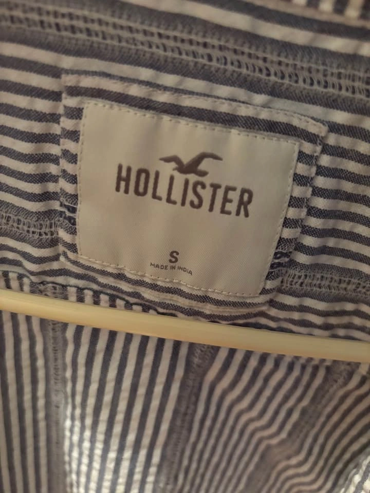 Hollister Striped Short Sleeve (Men's Small) - photo 2