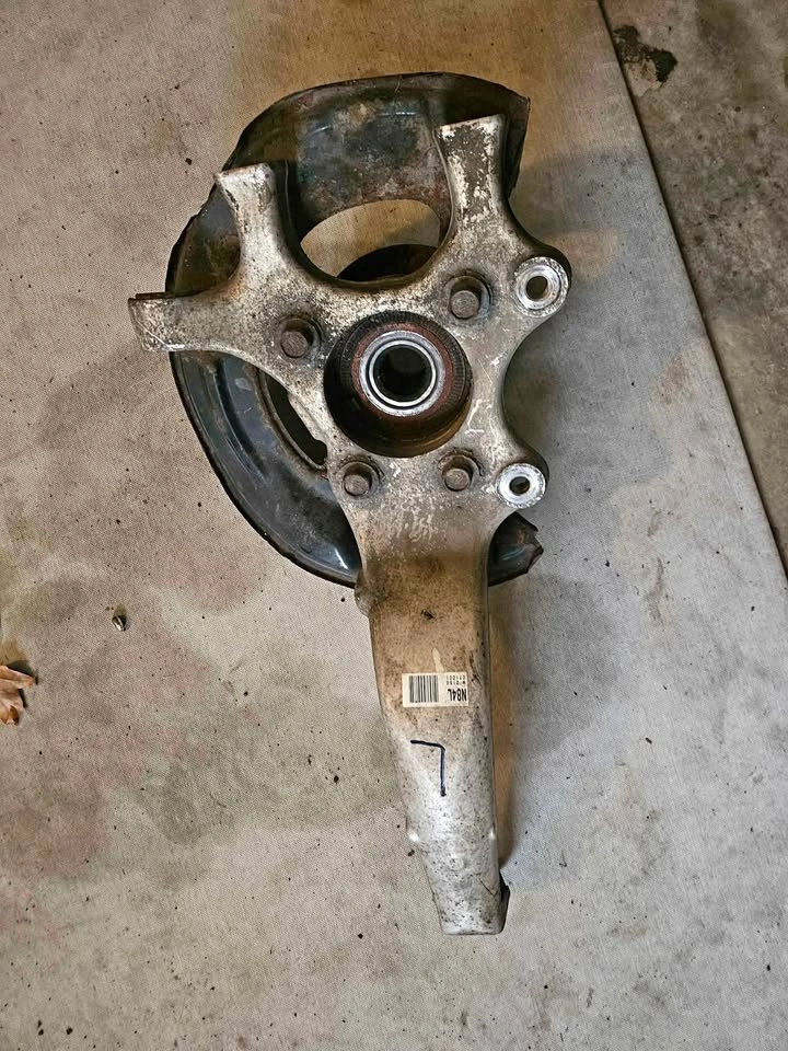 Lexus AWD IS250 Driver Side Spindle