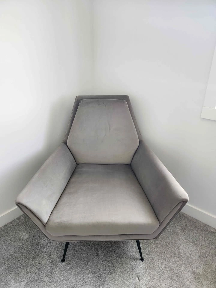 Modern Grey Velvet Armchair - photo 2