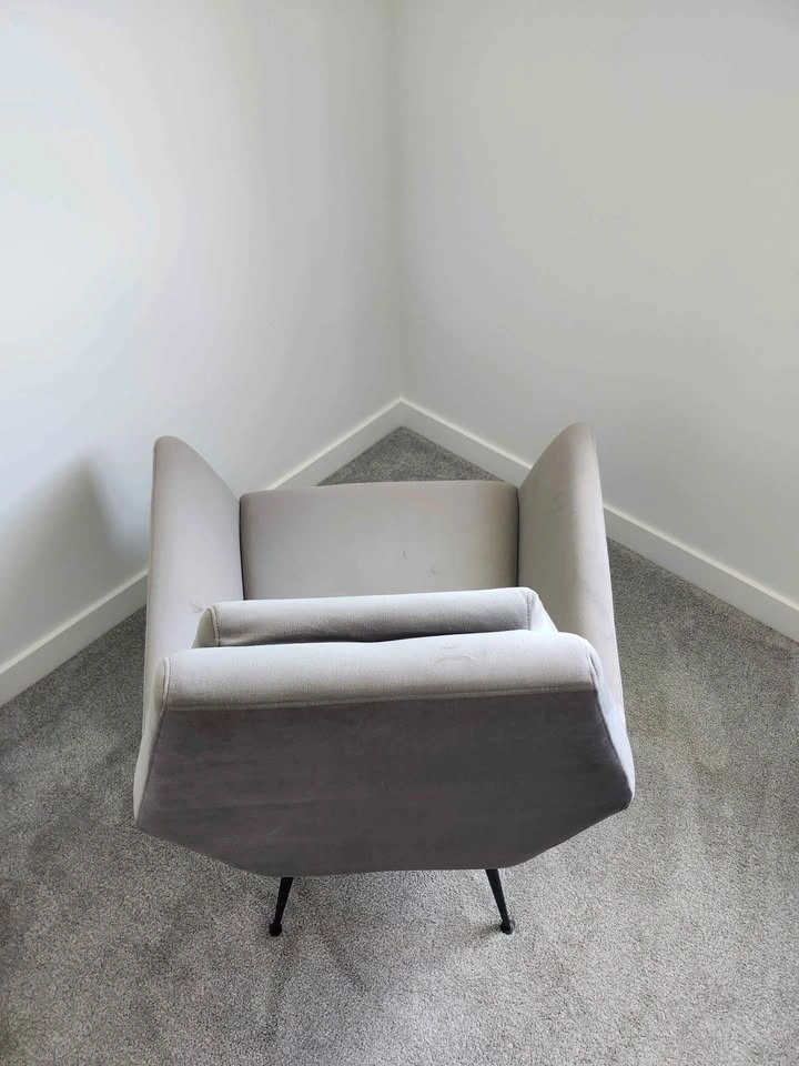 Modern Grey Velvet Armchair - photo 5