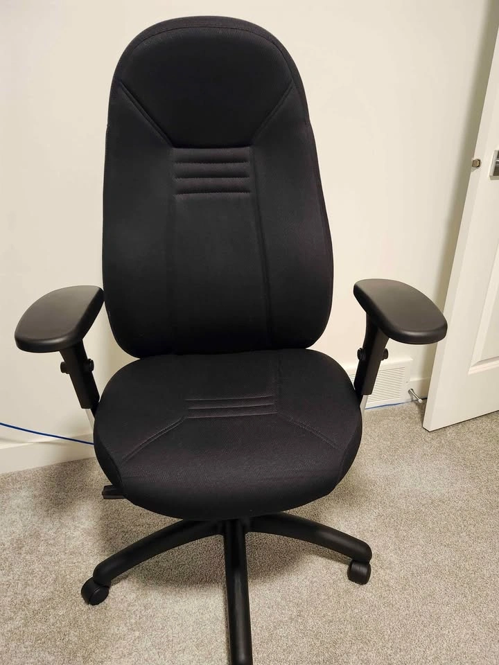 Global ObusForme Ergonomic Office Chair - Excellent Condition - photo 2