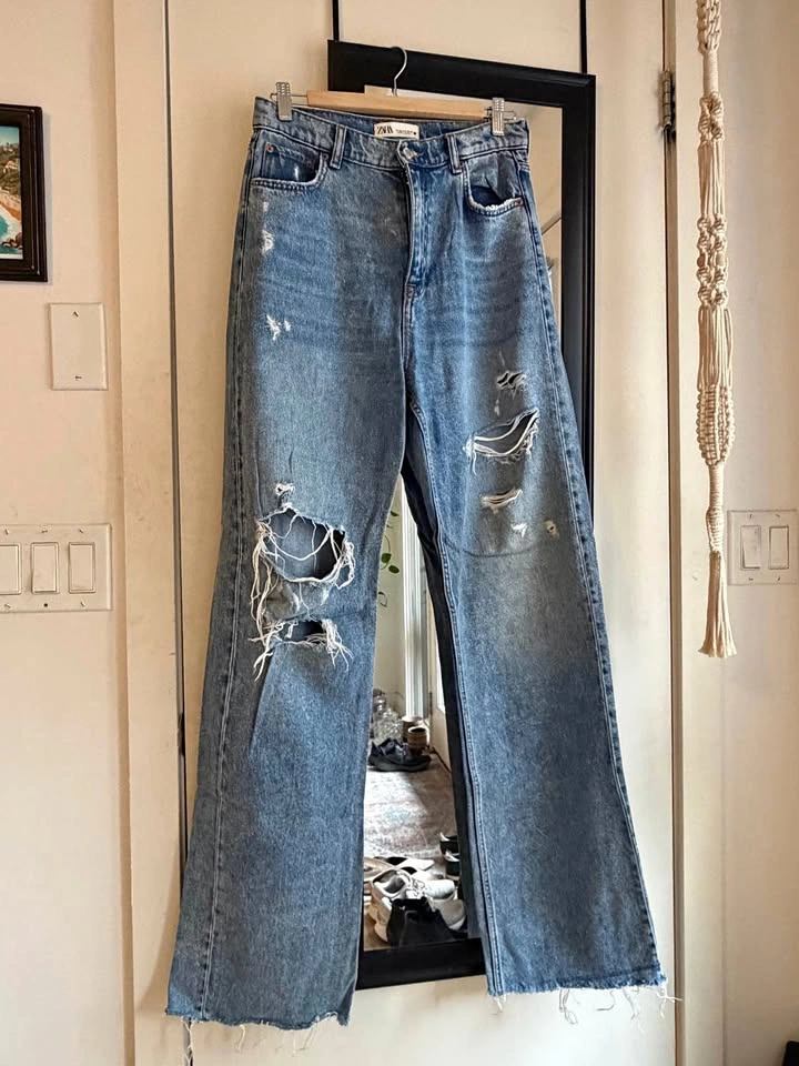 ZARA Ripped Baggy Wide Leg Jeans US 8