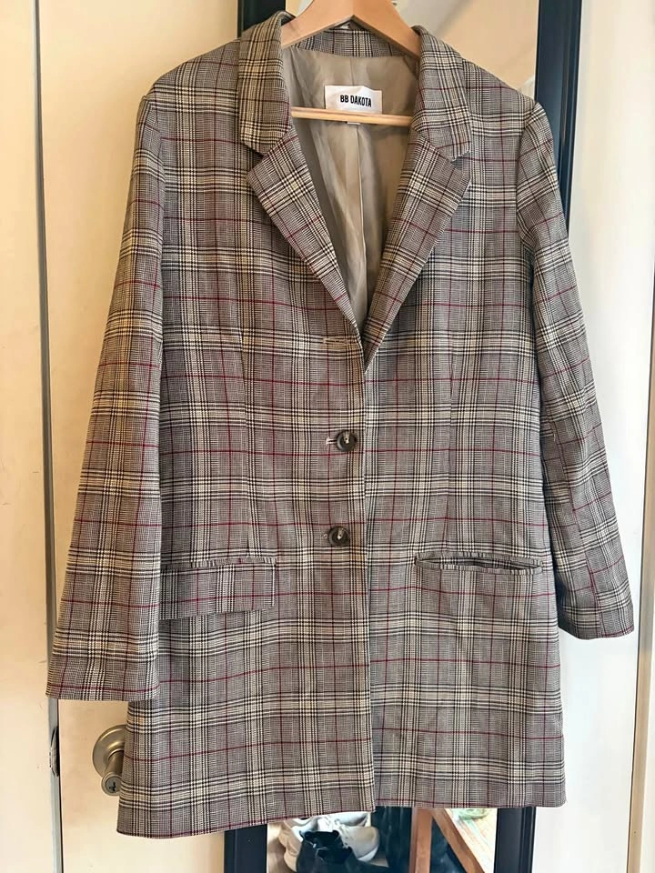 BB DAKOTA Plaid Blazer - Small