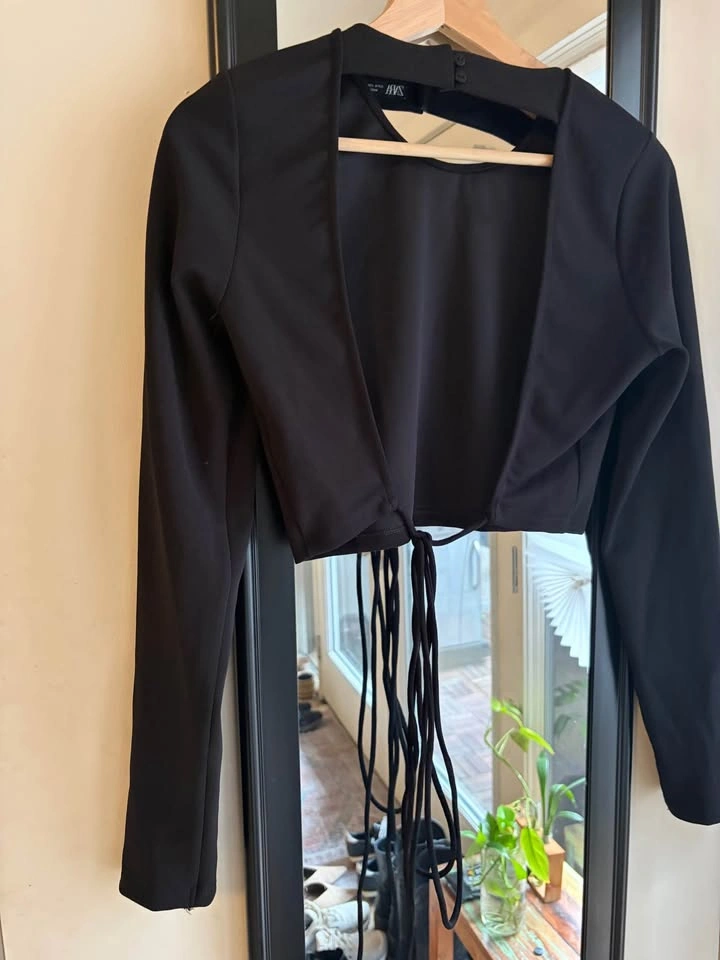 Zara Black Tie Open Back Crop Top - photo 2