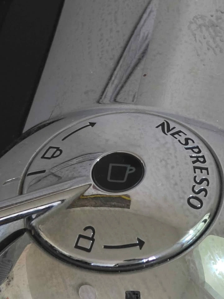Breville Nespresso Vertuo Coffee Maker + Pod Drawer - photo 3