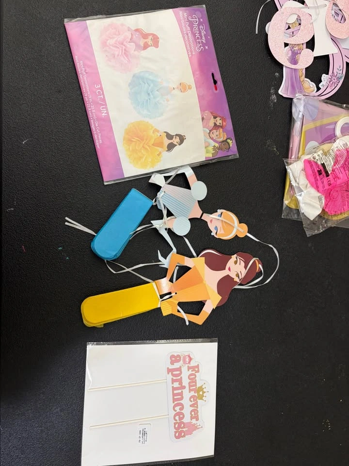 Princess Birthday Decorations | 4th Birthday Party - photo 3