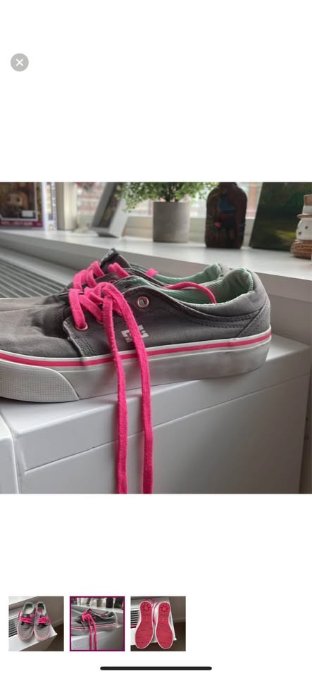 DC shoes - size 7 - perfect condition! - photo 2