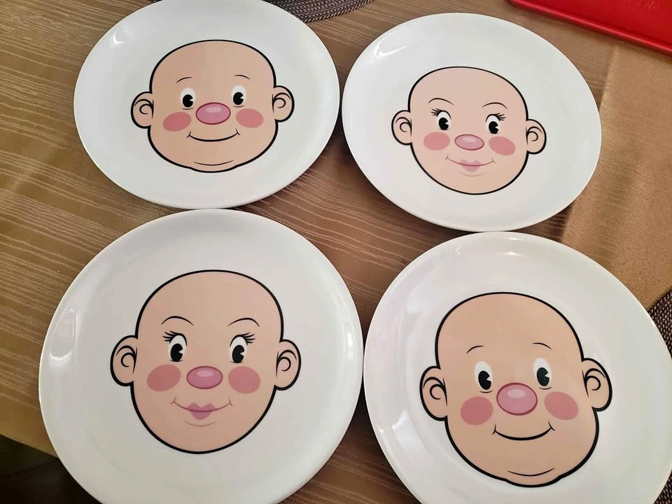 Fred and Friends Plays With His Food Dish Set