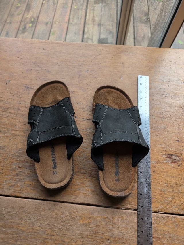 SoftMoc Leather Sandals men's size 10