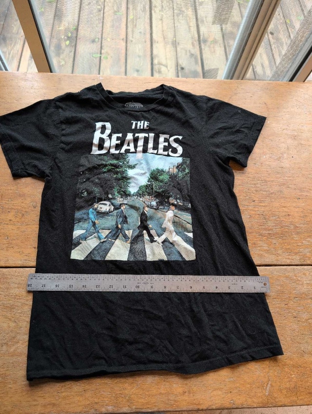 The Beatles T-Shirt Black - Small