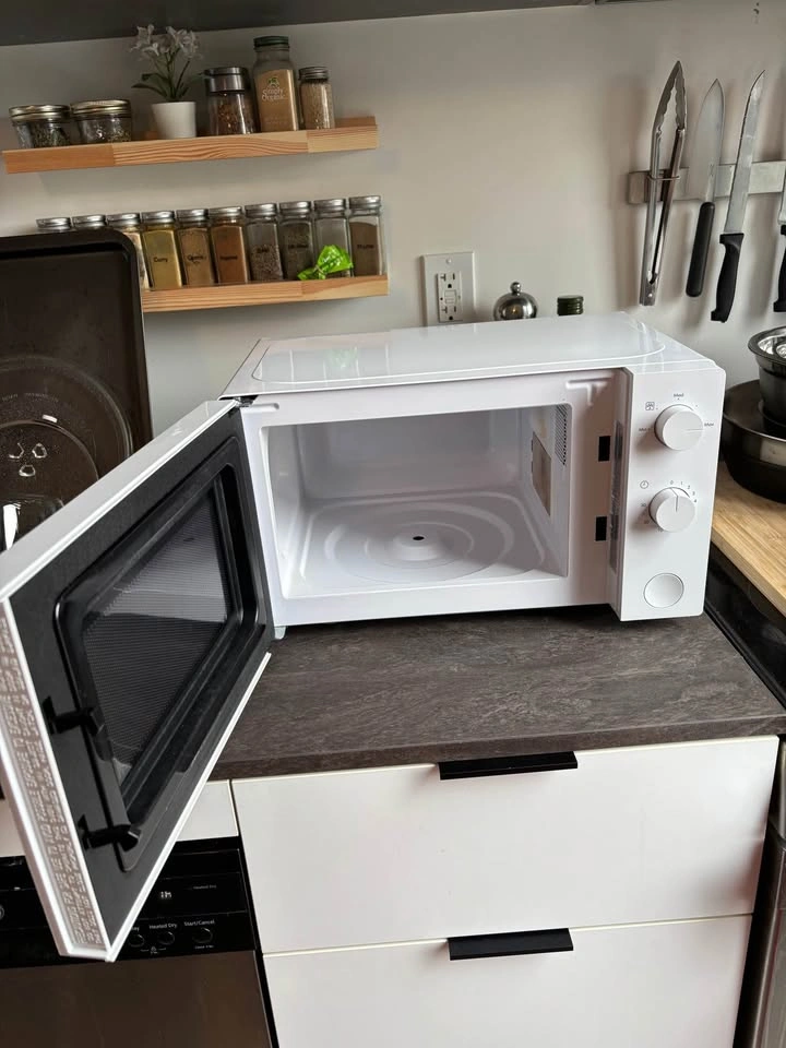 Ikea Microwave - photo 3