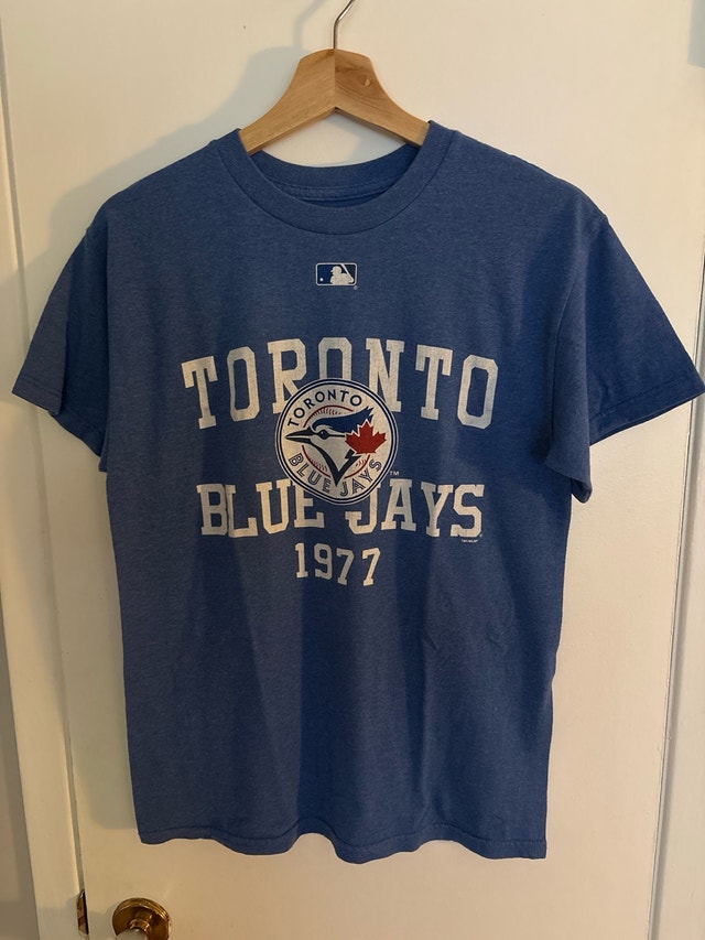 Toronto Blue Jays T-Shirt Size Medium