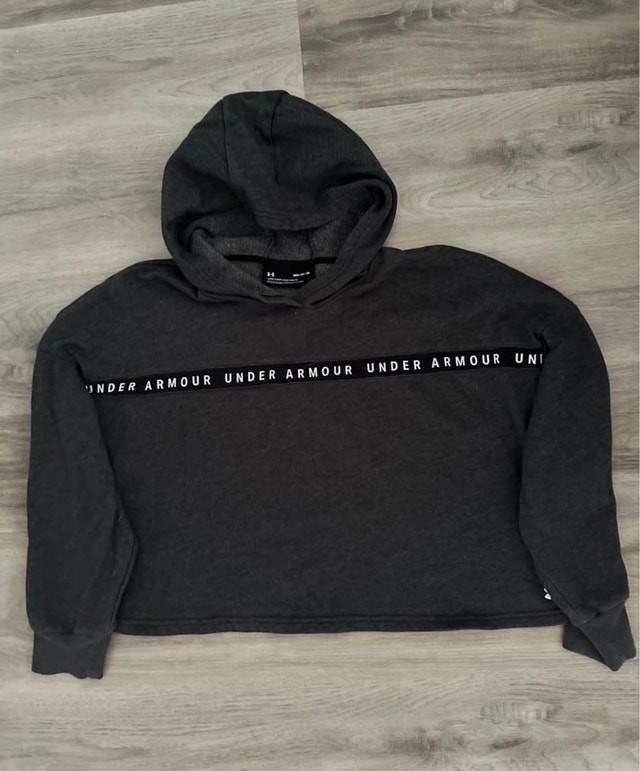 Under Armour Crop Fleece Sweater