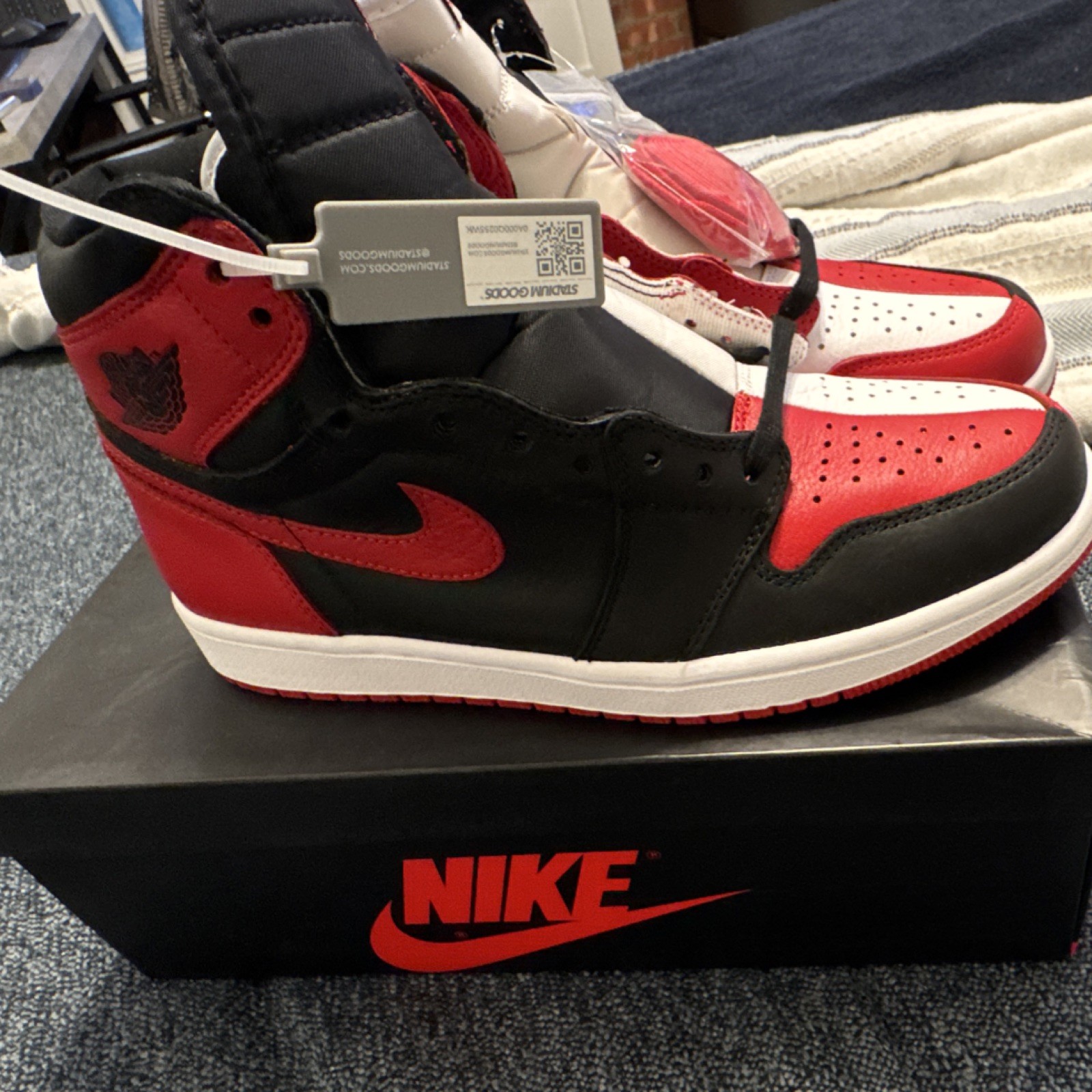Jordan Air Jordan 1 Retro High OG NRG Homage to Home Black/Red 8 - photo 3