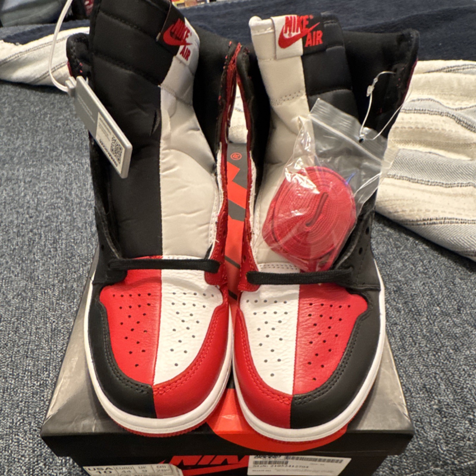 Jordan Air Jordan 1 Retro High OG NRG Homage to Home Black/Red 8 - photo 4