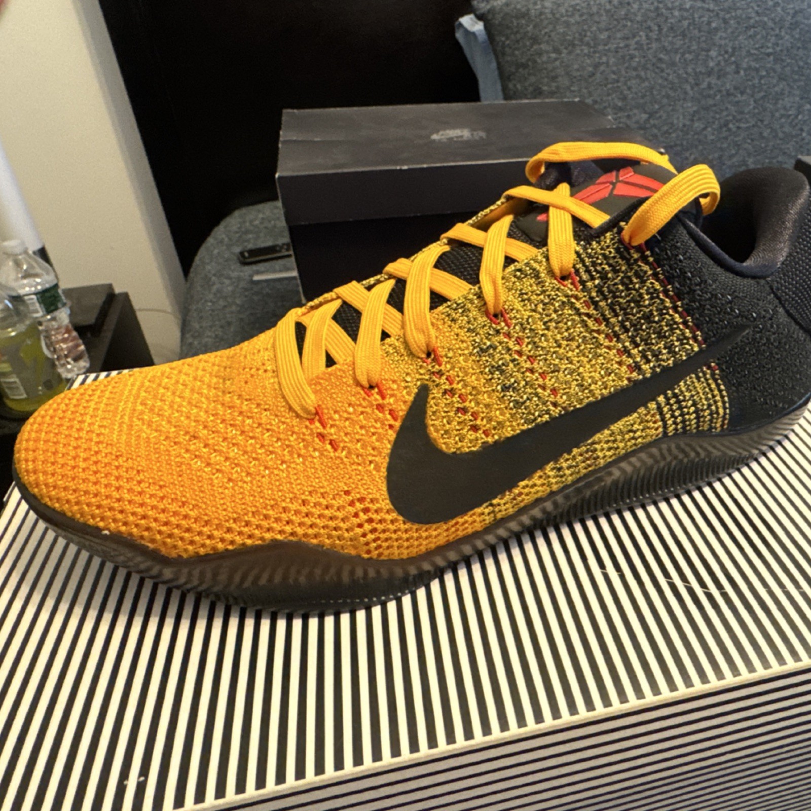 Nike Kobe 11 Elite Low Bruce Lee University Gold/Red-Black Mens - photo 2