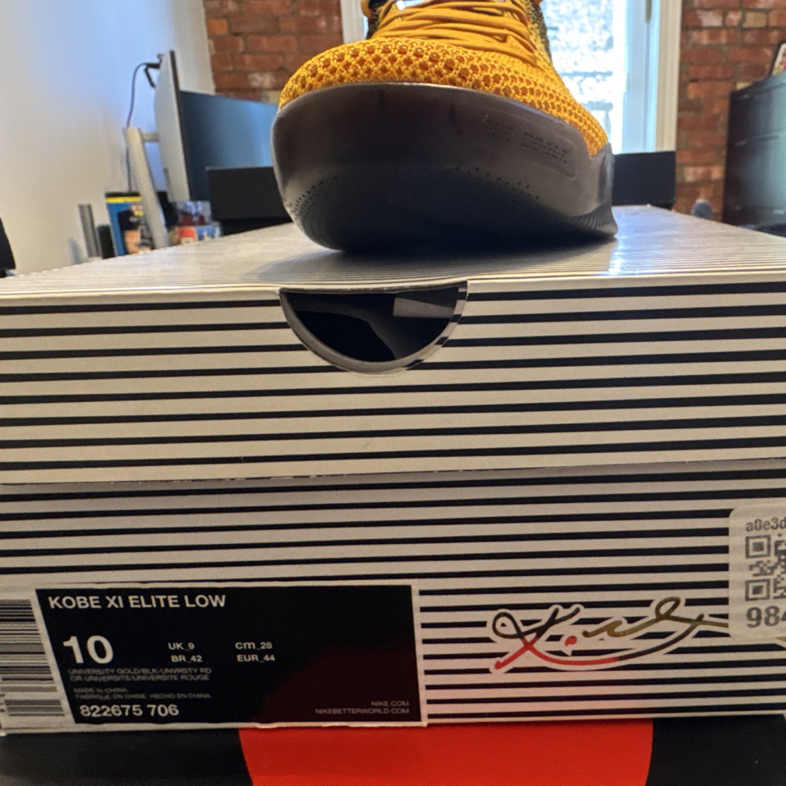 Nike Kobe 11 Elite Low Bruce Lee University Gold/Red-Black Mens - photo 5