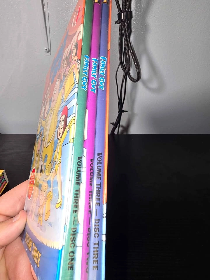 Family Guy DVD Box Set - Volumes One, Two & Three - photo 5