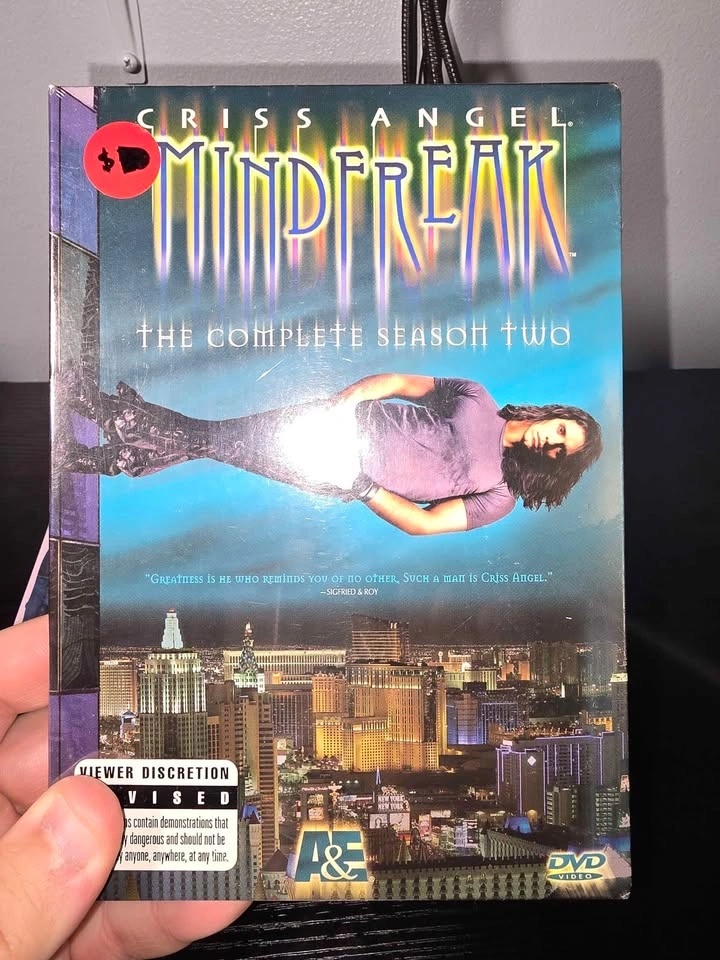 Criss Angel Mindfreak DVD Set - Best of Seasons 1 & 2 and Comple - photo 4