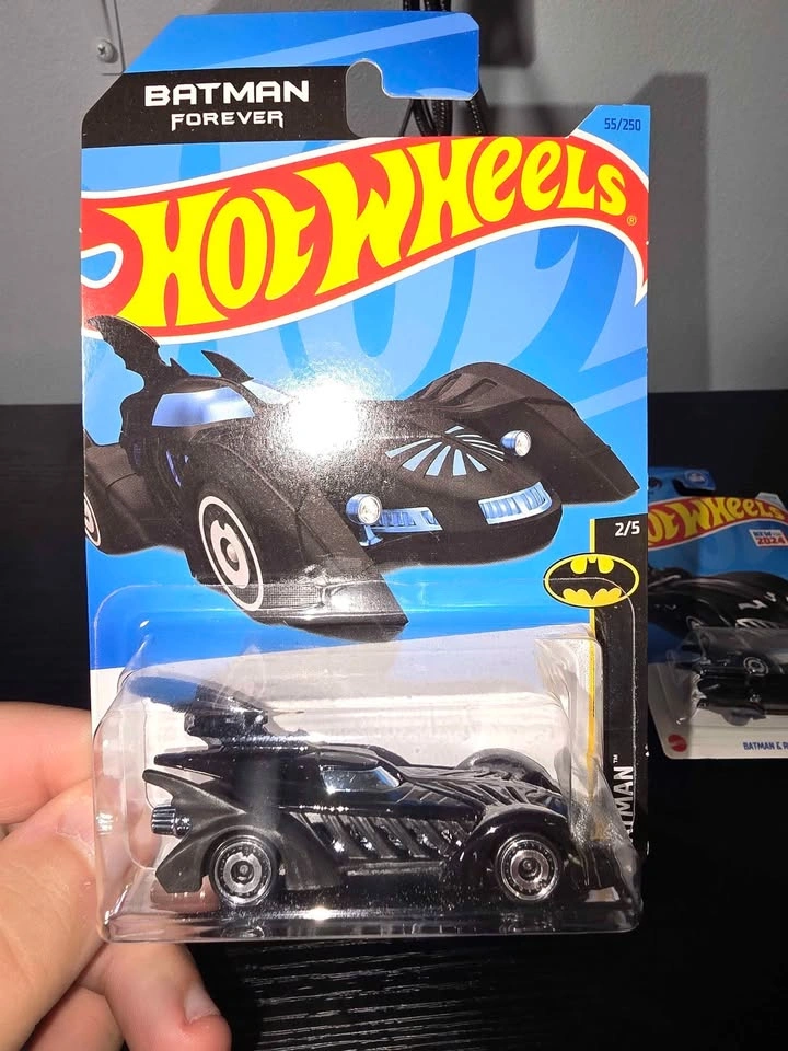 Hot Wheels Batman Batmobile Lot - photo 2