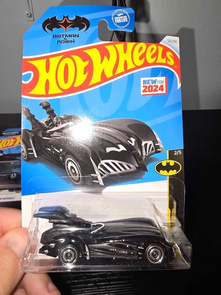 Hot Wheels Batman Batmobile Lot - photo 5