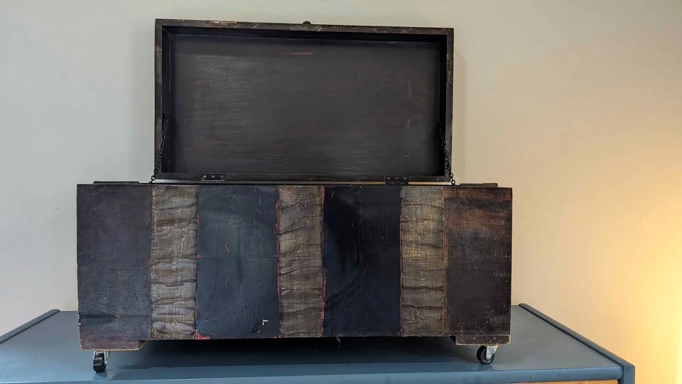 Large Rustic Storage Chest on Casters – Black & Wood - photo 2
