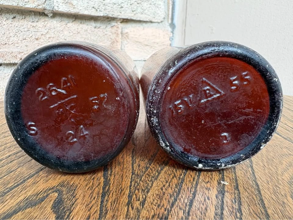 Vintage 1955 & 57 Cuban Beer Bottles - Hatuey - photo 3