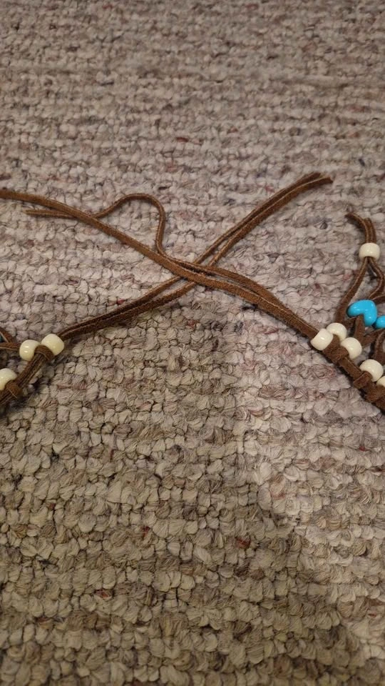 Native American Beaded Necklace - photo 3