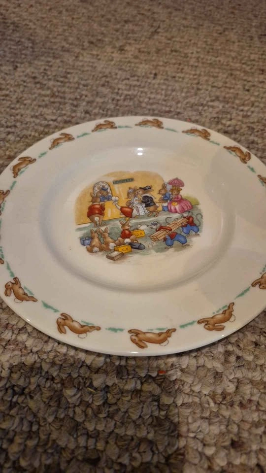 Royal Doulton Bunnykins Set - photo 2