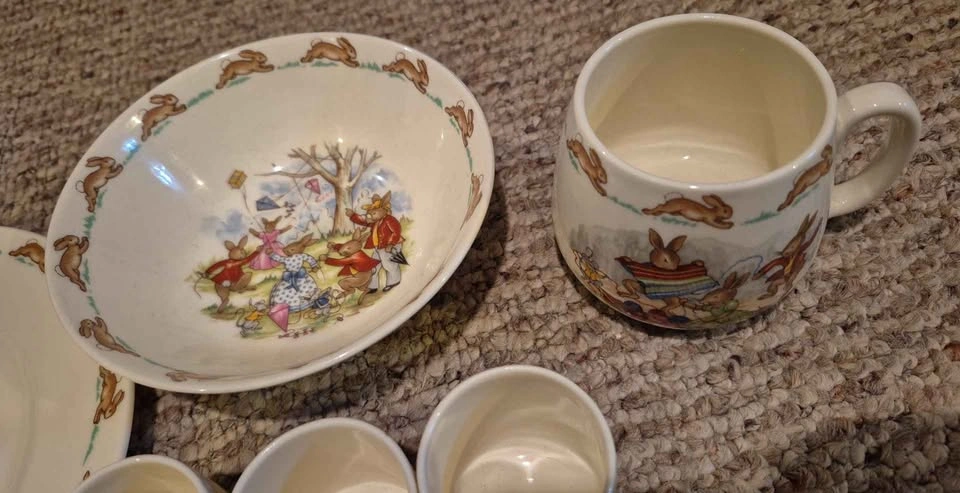 Royal Doulton Bunnykins Set - photo 4