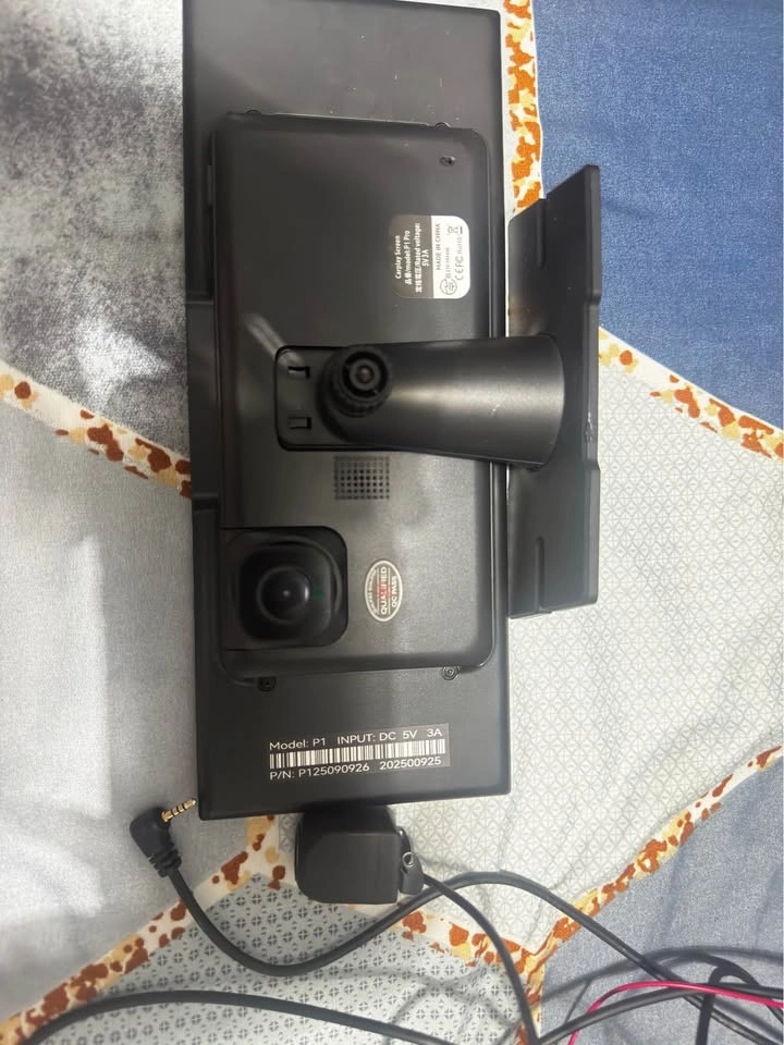 11.5" Wireless CarPlay Screen w/ 4K Dash Cam - photo 5