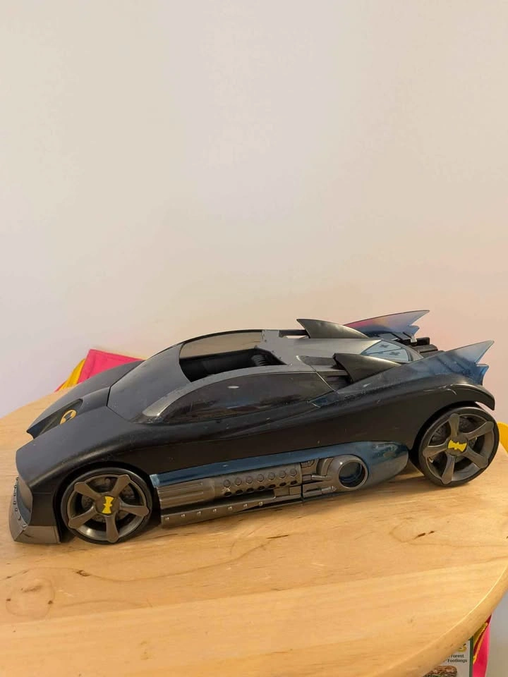 2004 Mattel Batman Animated Series Batmobile (11") - photo 5