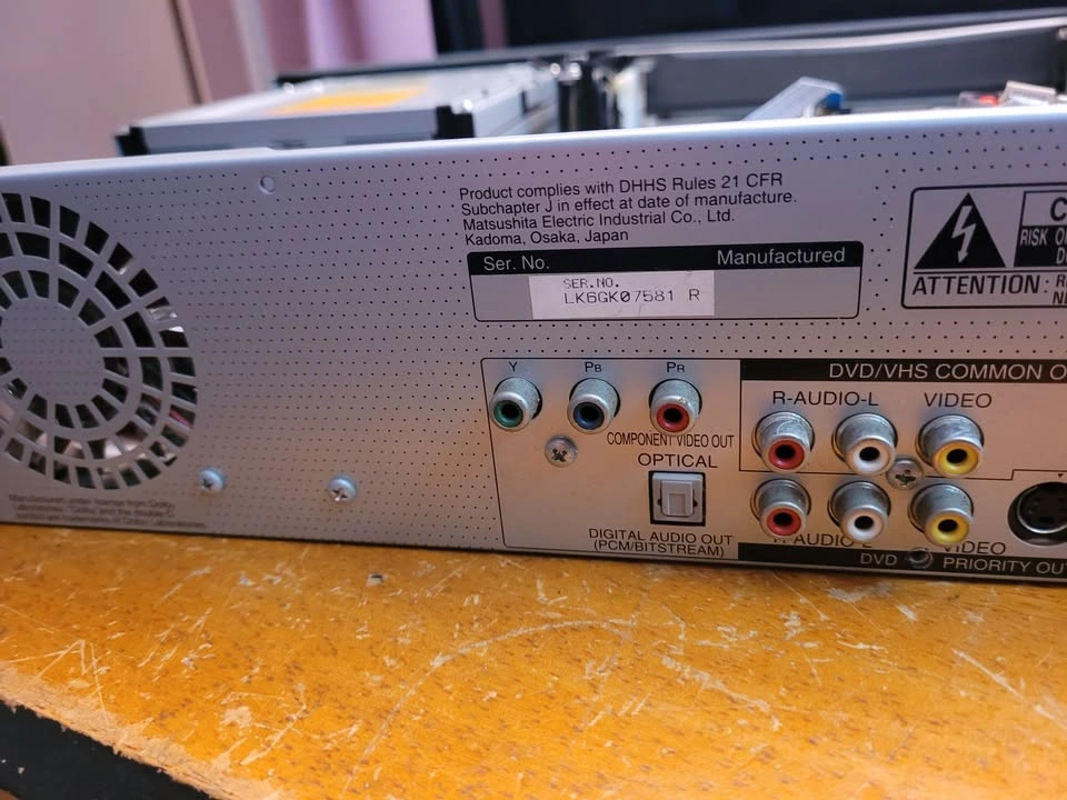 Panasonic DVD/VCR Combo DMR-ES35V - No Remote, VHS Parts - photo 5