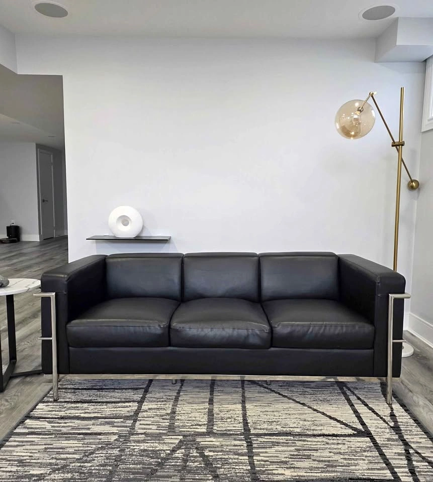 Le Corbusier Style LC3 Grand Modele 3-Seater Sofa