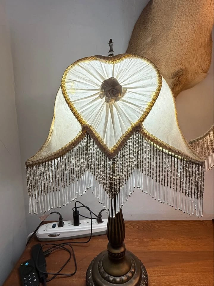 Vintage Dale Tiffany Table Lamps - Pair w/ Fringe Shades - photo 2
