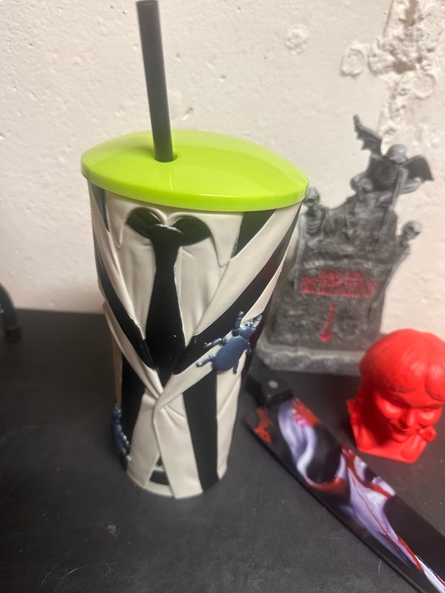Spooky Horror Collection: Scream, Annabelle, Beetlejuice - photo 2